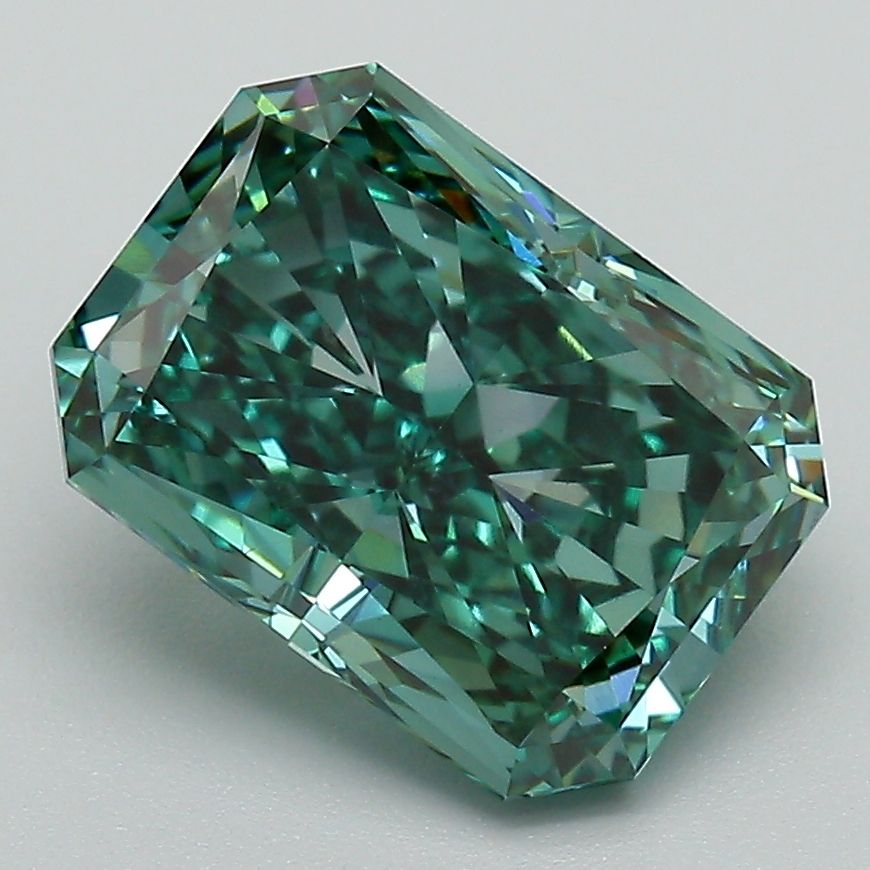 Lab-Grown Radiant Diamond - 3.51 Carats, Fancy Vivid Green Color, VS1 Clarity - Certified by IGI - Report Number: LG658475427