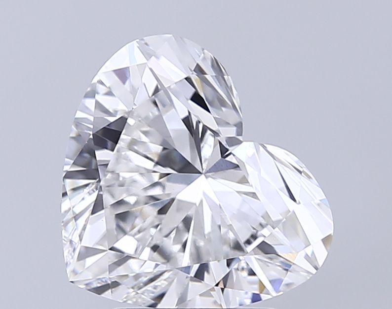 Lab-Grown Heart Diamond - 3.51 Carats, E Color, VVS2 Clarity - Certified by IGI - Report Number: LG712531879