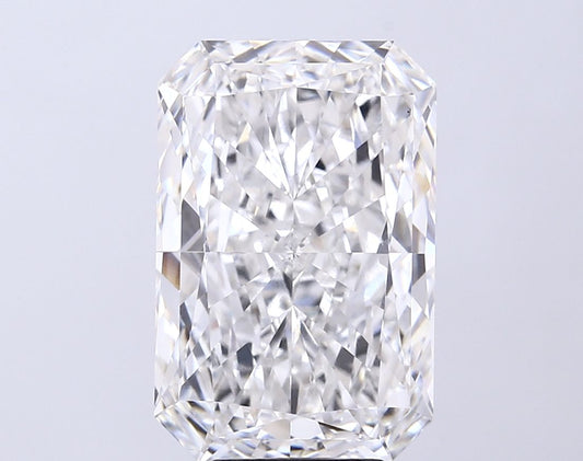 Lab-Grown Radiant Diamond - 7.03 Carats, E Color, VS1 Clarity - Certified by IGI - Report Number: LG711519029