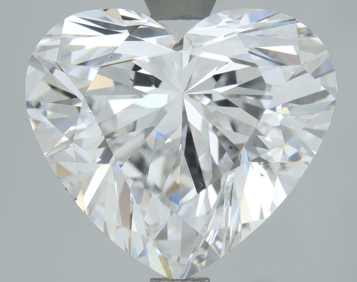 Lab-Grown Heart Diamond - 4.01 Carat, E Color, VS2 Clarity | Sustainable Luxury, Dazzling Brilliance | IGI | Certified LG642458806
