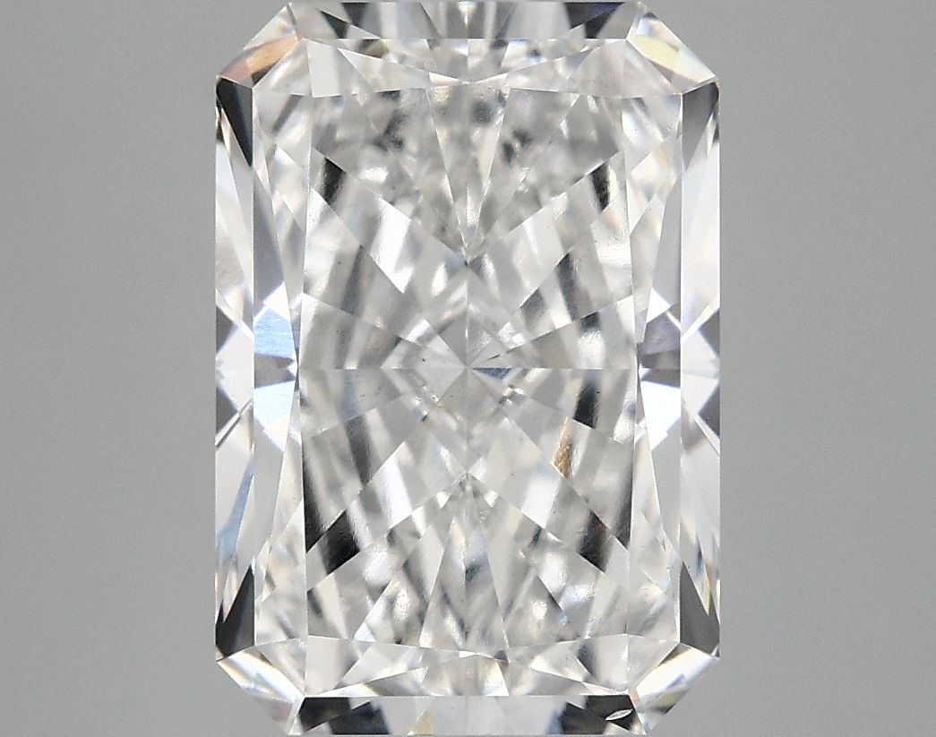 Lab-Grown Radiant Diamond - 4.03 Carats, F Color, VS2 Clarity - Certified by IGI - Report Number: LG711505814