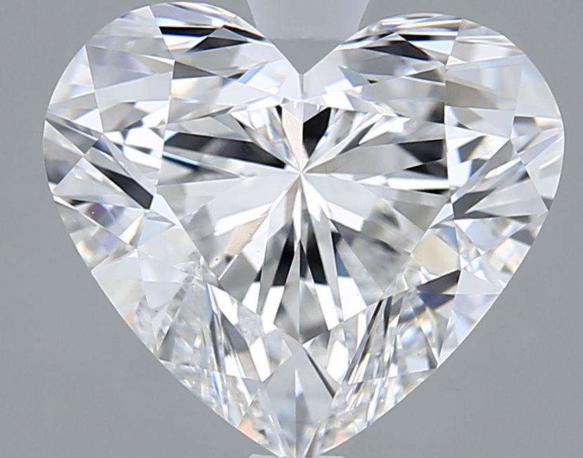 Lab-Grown Heart Diamond - 3.5 Carats, E Color, VS1 Clarity - Certified by IGI - Report Number: LG687566308