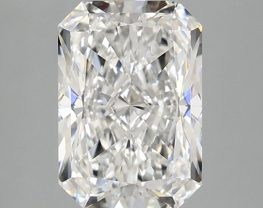 Lab-Grown Radiant Diamond - 3.02 Carats, F Color, VVS2 Clarity - Certified by IGI - Report Number: LG691523797