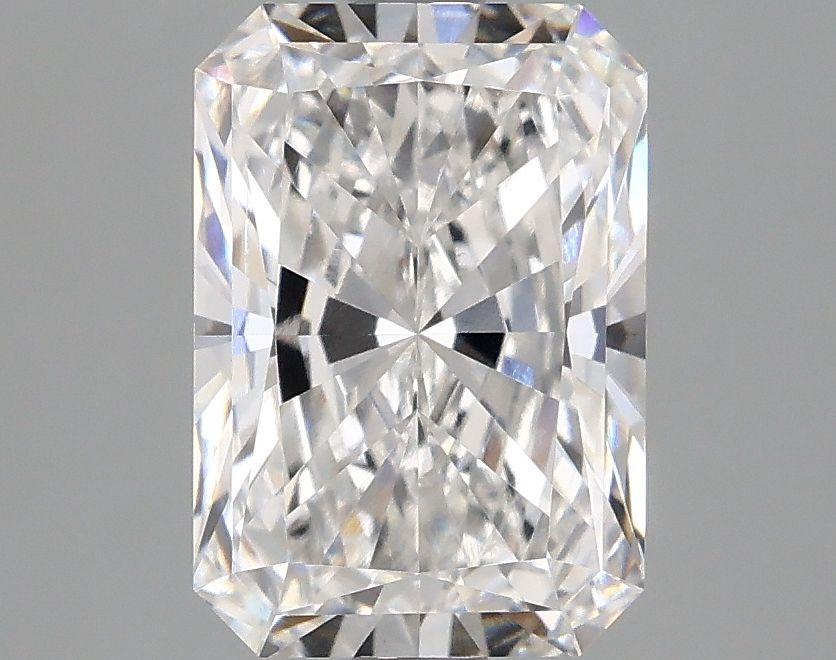 Lab-Grown Radiant Diamond - 2.57 Carats, E Color, VS2 Clarity - Certified by IGI - Report Number: LG665425532