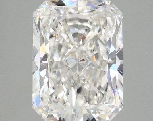 Lab-Grown Radiant Diamond - 2.96 Carats, E Color, VS2 Clarity - Certified by IGI - Report Number: LG674556072