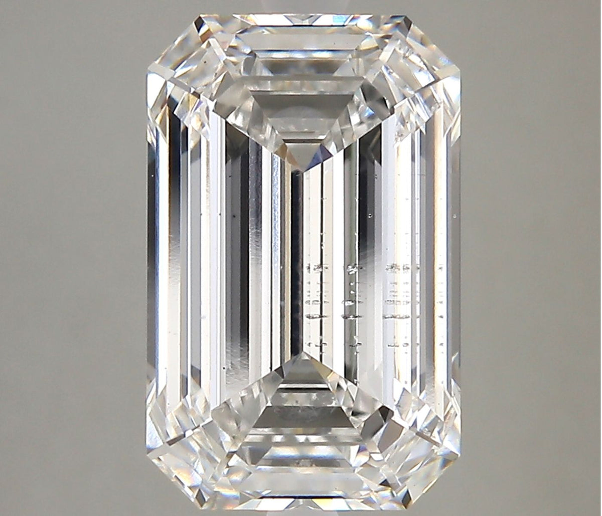 Lab-Grown Emerald Diamond - 5.51 Carat, E Color, VS2 Clarity | Sustainable Luxury, Dazzling Brilliance | IGI | Certified 603332367