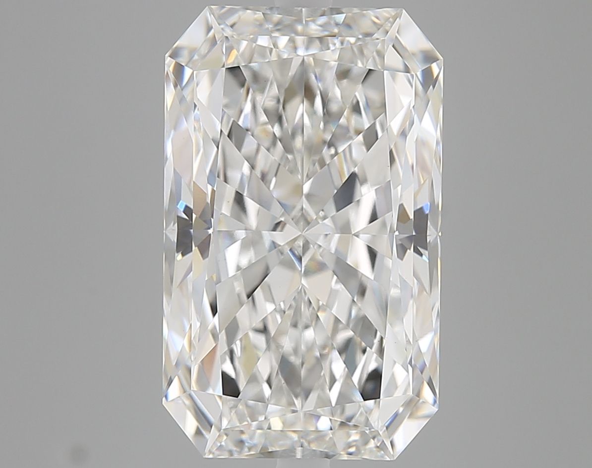 Lab-Grown Radiant Diamond - 7.05 Carats, E Color, VS1 Clarity - Certified by IGI - Report Number: LG683521684