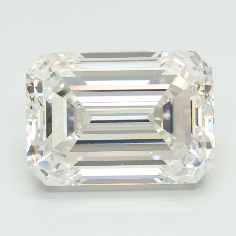 Lab-Grown Emerald Diamond - 3.53 Carats, E Color, VS2 Clarity - Certified by IGI - Report Number: LG693547738