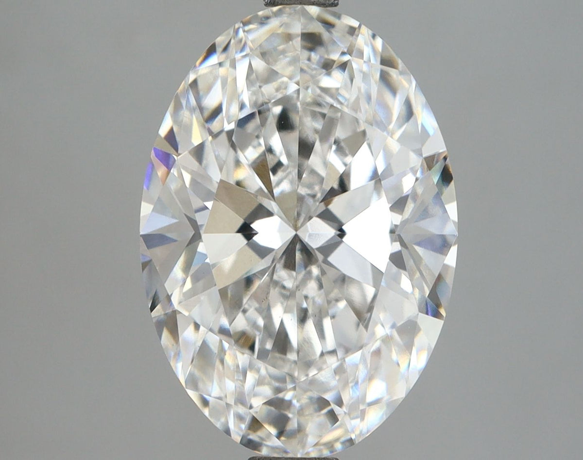 Lab-Grown Oval Diamond - 4.53 Carats, E Color, VS1 Clarity - Certified by IGI - Report Number: LG712535551