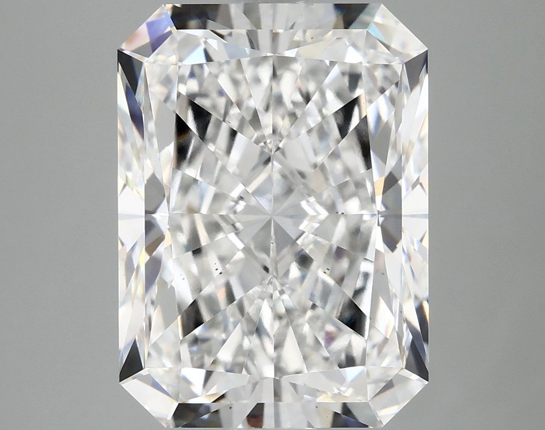 Lab-Grown Radiant Diamond - 6.04 Carats, E Color, VS2 Clarity - Certified by IGI - Report Number: LG696568243