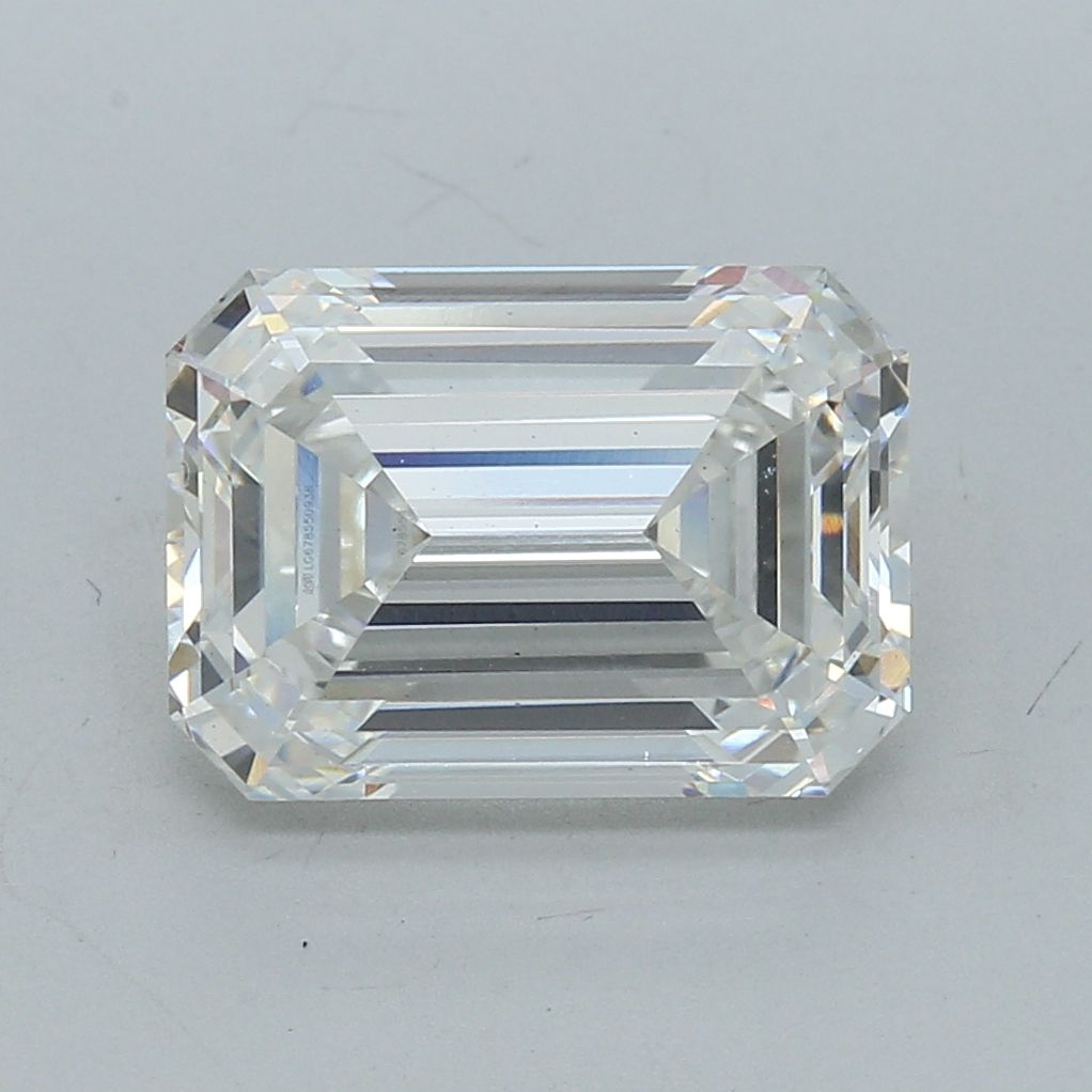 Lab-Grown Emerald Diamond - 7.14 Carats, E Color, VS2 Clarity - Certified by IGI - Report Number: LG678550938