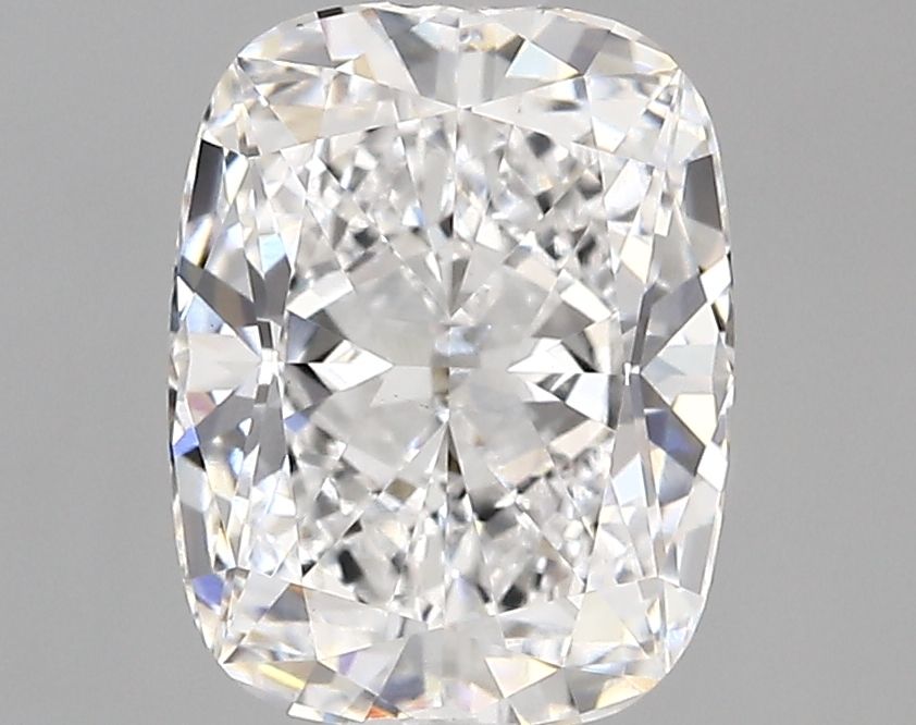 CUSHION MODIFIED 2.67ct E VVS2 IGI - lg722577187