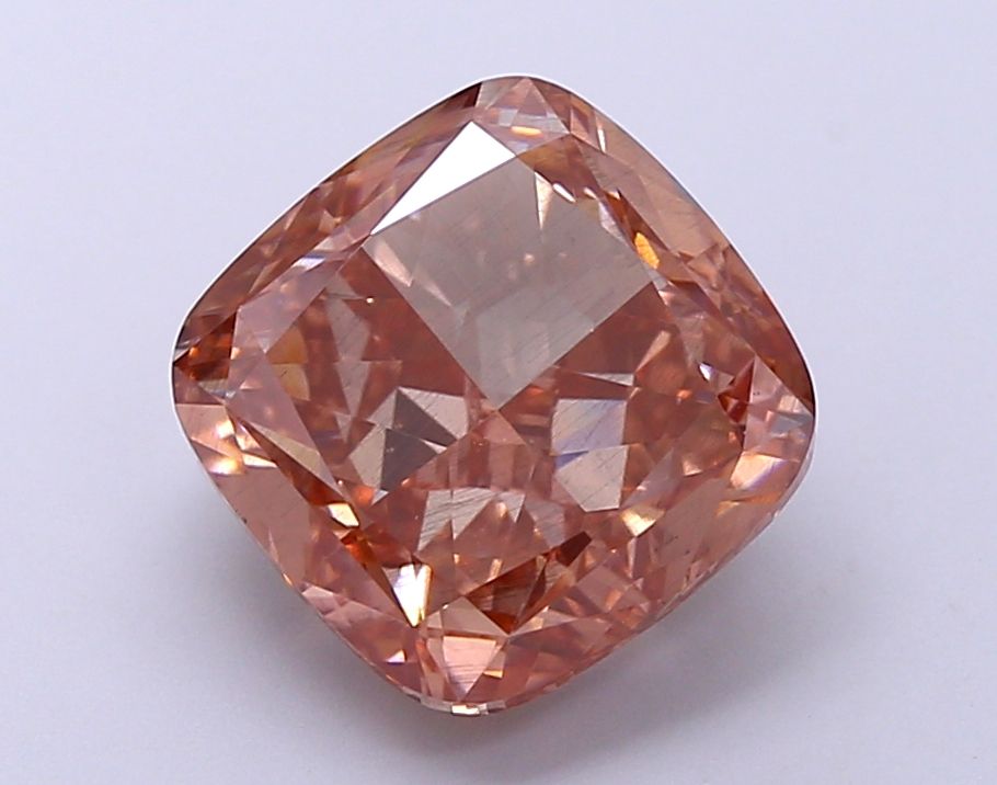 CUSHION BRILLIANT 5.53ct FANCY VS2 NONE - diamonds