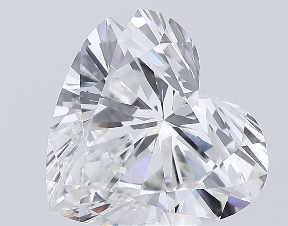 Lab-Grown Heart Diamond - 5.05 Carats, F Color, VS1 Clarity - Certified by IGI - Report Number: LG631421315