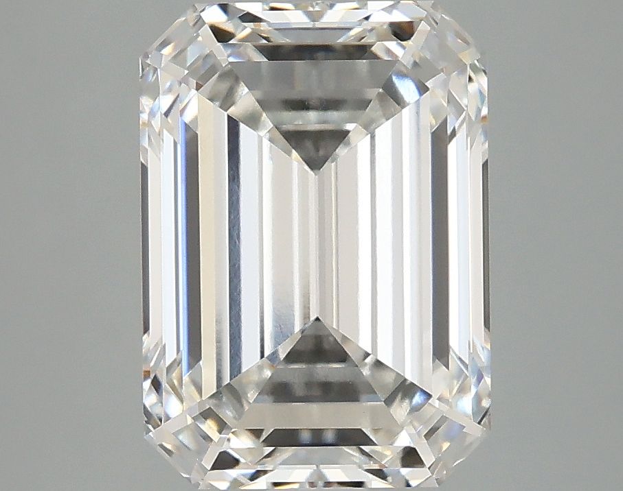 Lab-Grown Emerald Diamond - 4.04 Carats, F Color, VVS2 Clarity - Certified by IGI - Report Number: LG678570304