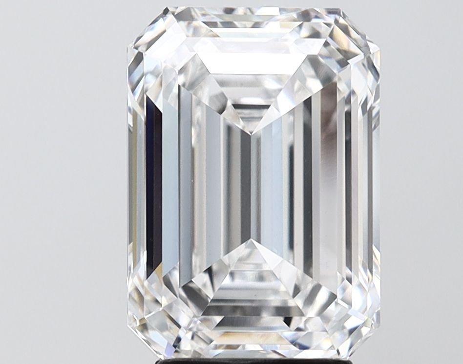 Lab-Grown Emerald Diamond - 4.05 Carats, D Color, VVS2 Clarity - Certified by IGI - Report Number: LG675563857