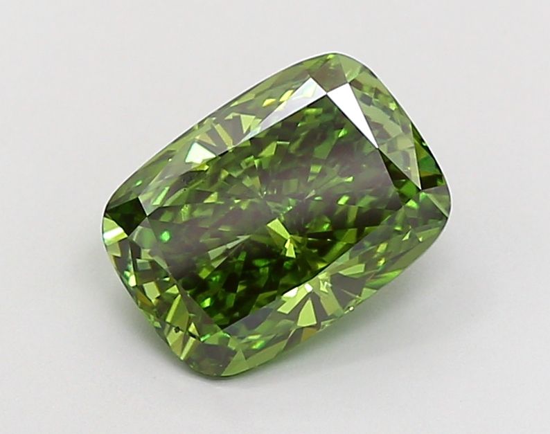Lab-Grown Cushion Diamond - 3.01 Carats, Fancy Vivid Green Color, VS2 Clarity - Certified by IGI - Report Number: LG686504074