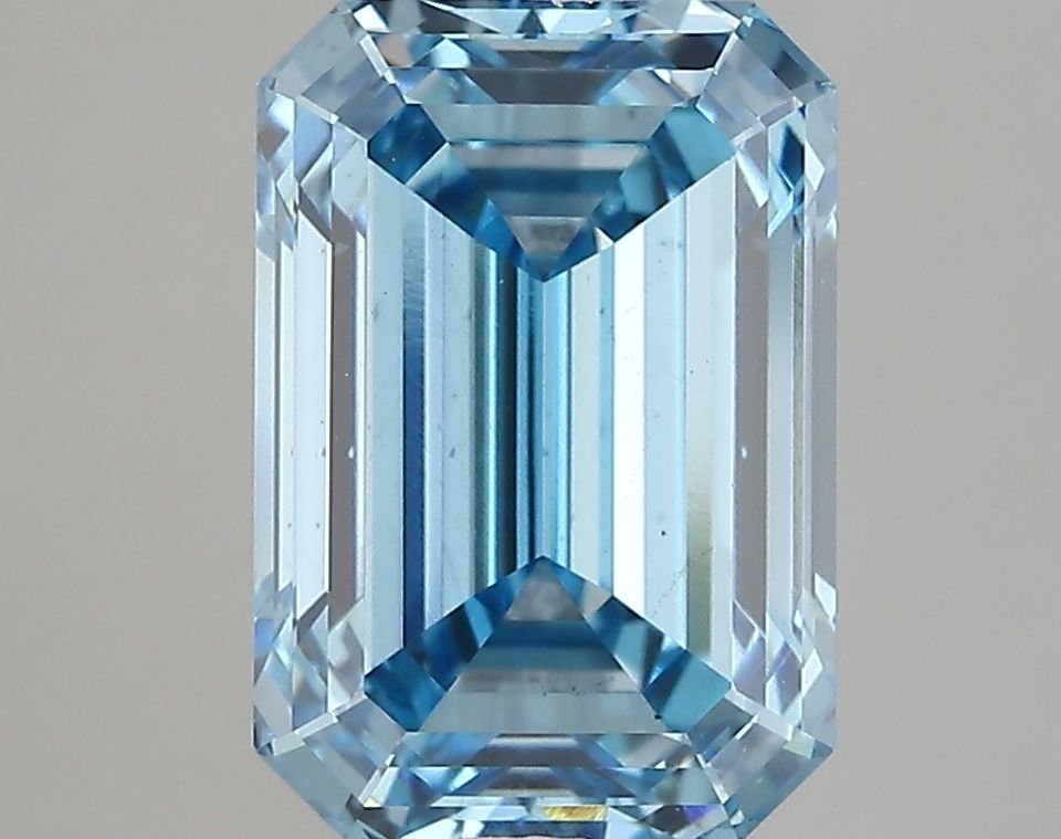 Lab-Grown Emerald Diamond - 4.09 Carats, Fancy Vivid Blue Color, VS2 Clarity - Certified by IGI - Report Number: LG669450374