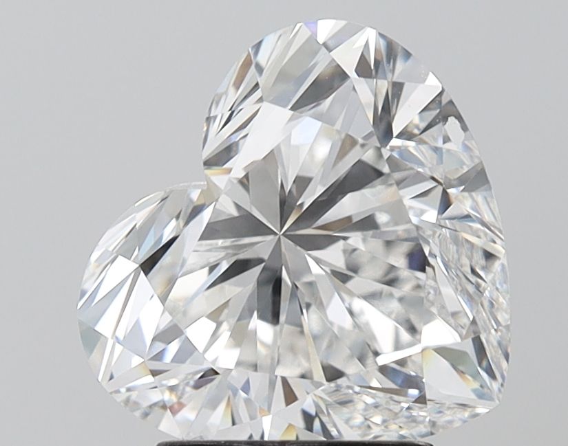 Lab-Grown Heart Diamond - 3.05 Carats, F Color, VVS2 Clarity - Certified by IGI - Report Number: LG680505398