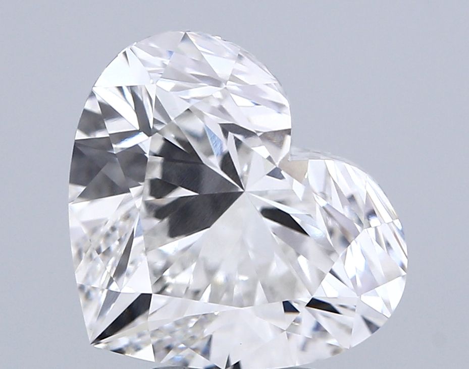 Lab-Grown Heart Diamond - 5.07 Carats, F Color, VVS2 Clarity - Certified by IGI - Report Number: LG678548437