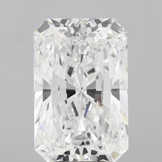 Lab-Grown Radiant Diamond - 7.03 Carats, E Color, VS1 Clarity - Certified by IGI - Report Number: LG704577260