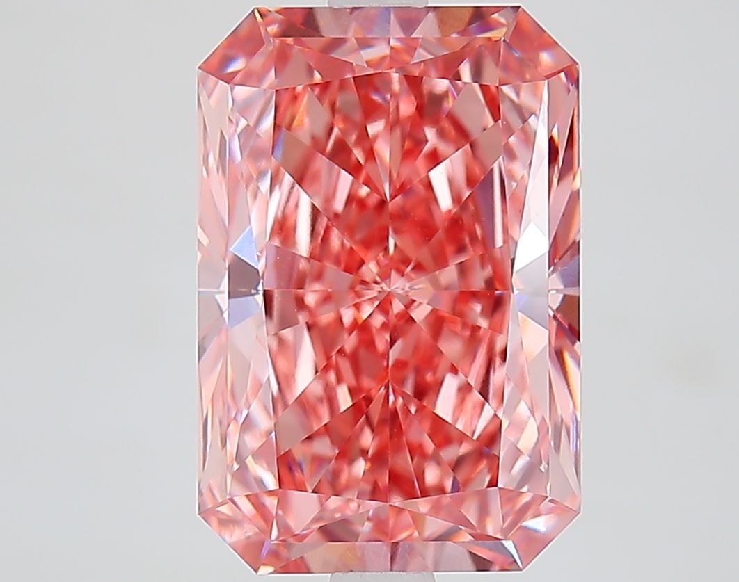 Lab-Grown Radiant Diamond - 4.61 Carats, Fancy Vivid Pink Color, VS1 Clarity - Certified by IGI - Report Number: LG646453714