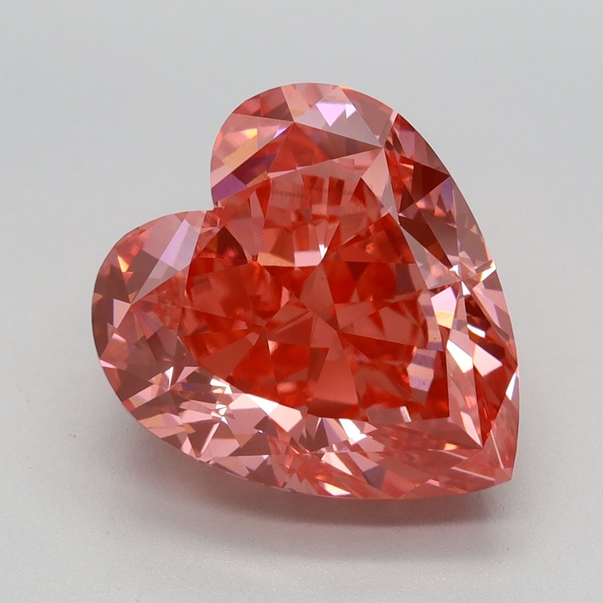 Lab-Grown Heart Diamond - 5.69 Carats, Fancy Vivid Pink Color, VVS2 Clarity - Certified by IGI - Report Number: LG638492255