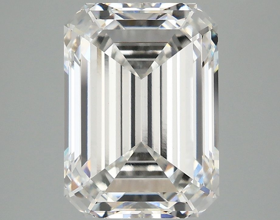Lab-Grown Emerald Diamond - 4.04 Carats, F Color, VVS2 Clarity - Certified by IGI - Report Number: LG674546753