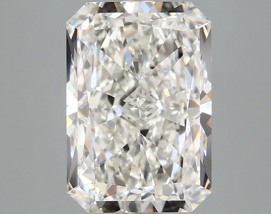 Lab-Grown Radiant Diamond - 3.02 Carats, F Color, VVS2 Clarity - Certified by IGI - Report Number: LG665415352