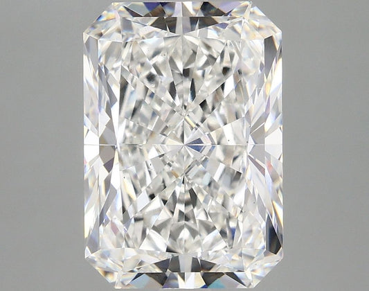 Lab-Grown Radiant Diamond - 4.58 Carats, E Color, VS2 Clarity - Certified by IGI - Report Number: LG670460045
