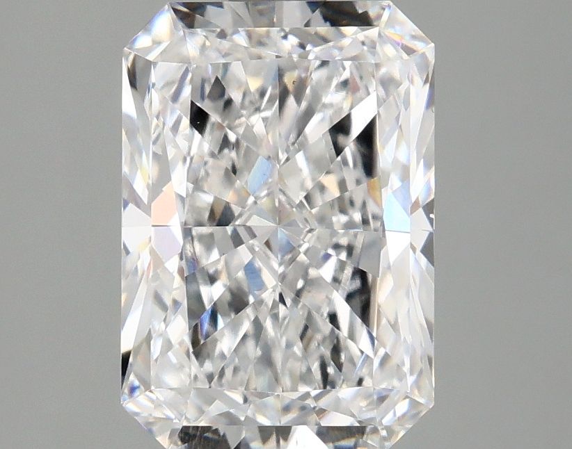 Lab-Grown Radiant Diamond - 2.46 Carats, D Color, VS2 Clarity - Certified by IGI - Report Number: LG675559362