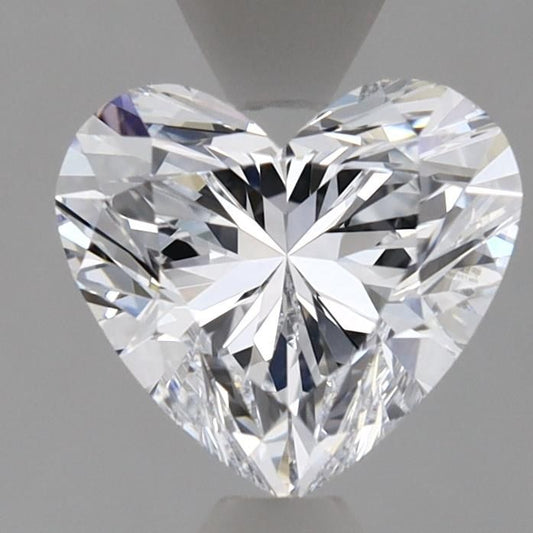 Lab-Grown Heart Diamond - 1.47 Carats, E Color, VS1 Clarity - Certified by IGI - Report Number: LG638415631
