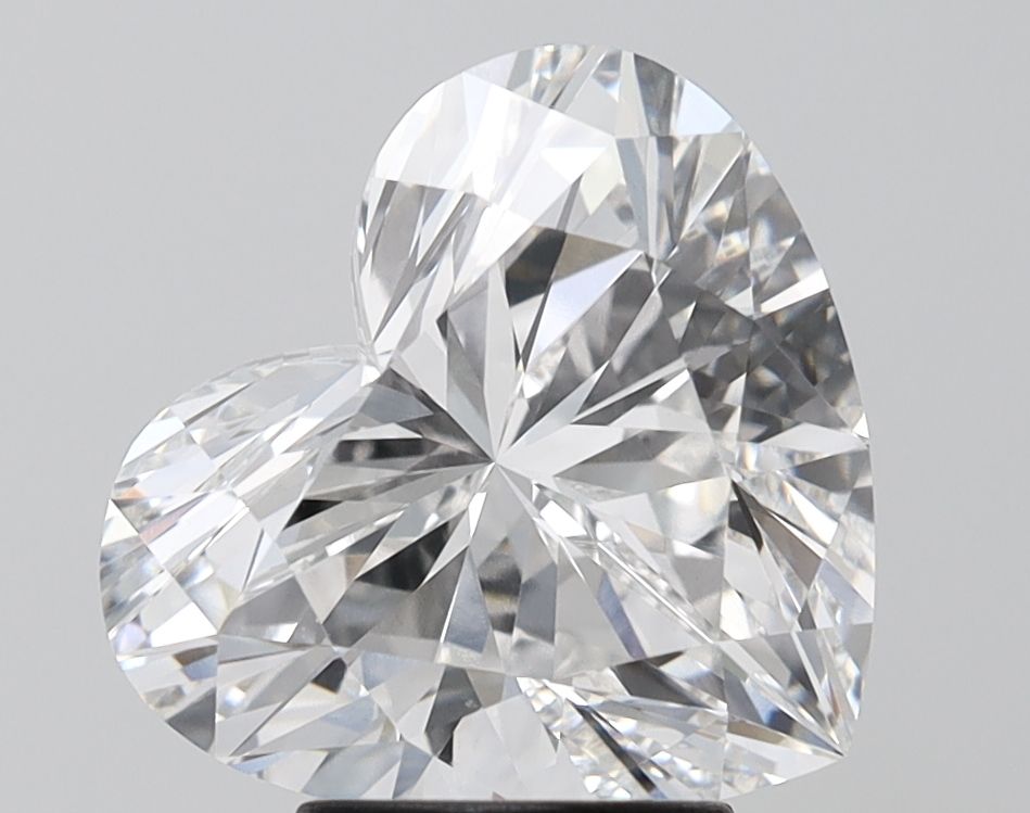 Lab-Grown Heart Diamond - 4.02 Carats, E Color, VVS2 Clarity - Certified by IGI - Report Number: LG652425677
