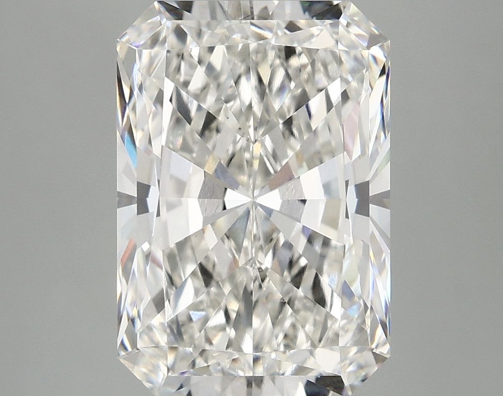 Lab-Grown Radiant Diamond - 4.72 Carats, F Color, VS1 Clarity - Certified by IGI - Report Number: LG694554649