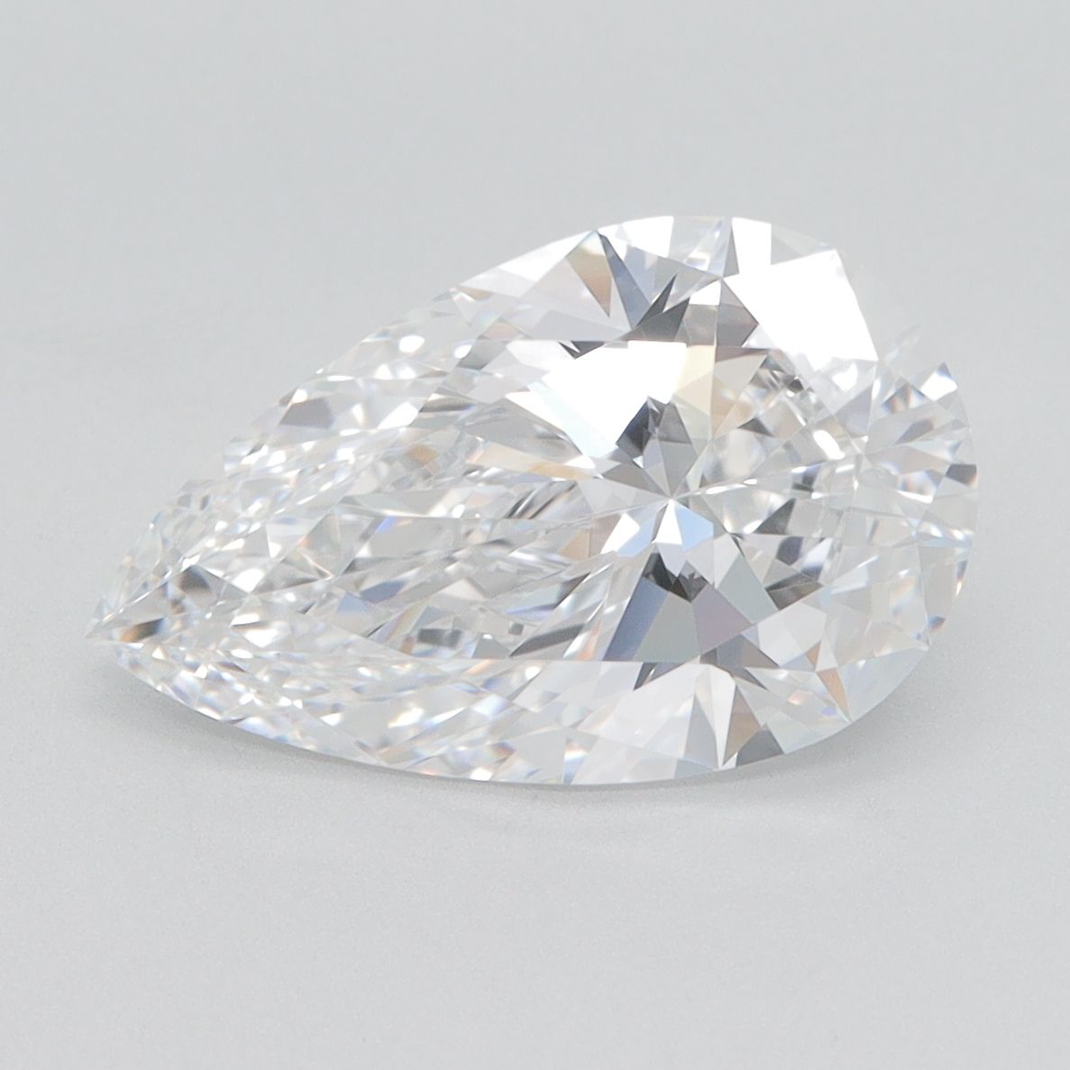 PEAR-3.1-Carat-D-IF-6491690801