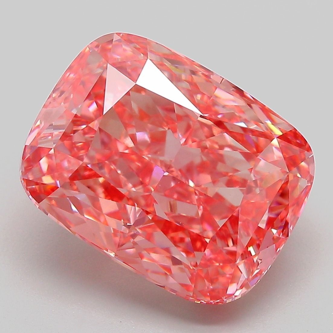Cushion Modified 7.87ct Fancy Vivid Pink VVS2 - Cut • IGI • LG758555257