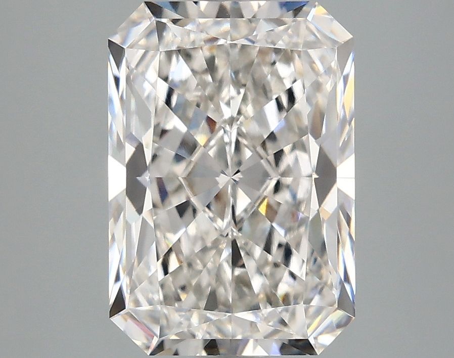 Lab-Grown Radiant Diamond - 3.04 Carats, F Color, VVS2 Clarity - Certified by IGI - Report Number: LG665415304
