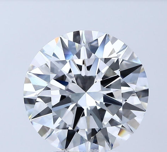 Lab-Grown Round Diamond - 4.5 Carats, E Color, VS1 Clarity - Certified by IGI - Report Number: LG685540495