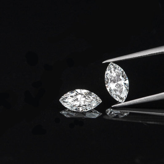 Im Labor gezüchteter loser Diamant im Marquise-Schliff | 4 x 2/5 x 2,5/6 x 3/7 x 3,5/8 x 4 mm | Farbe DE | Reinheit VVS-VS1 |