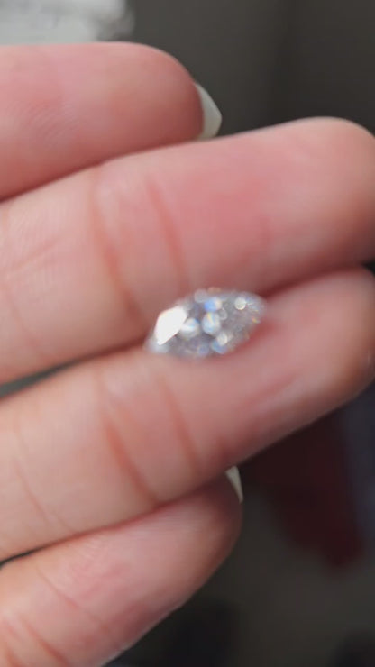 Marquise-0.98-Carat-E-VS1-IGI-Certified