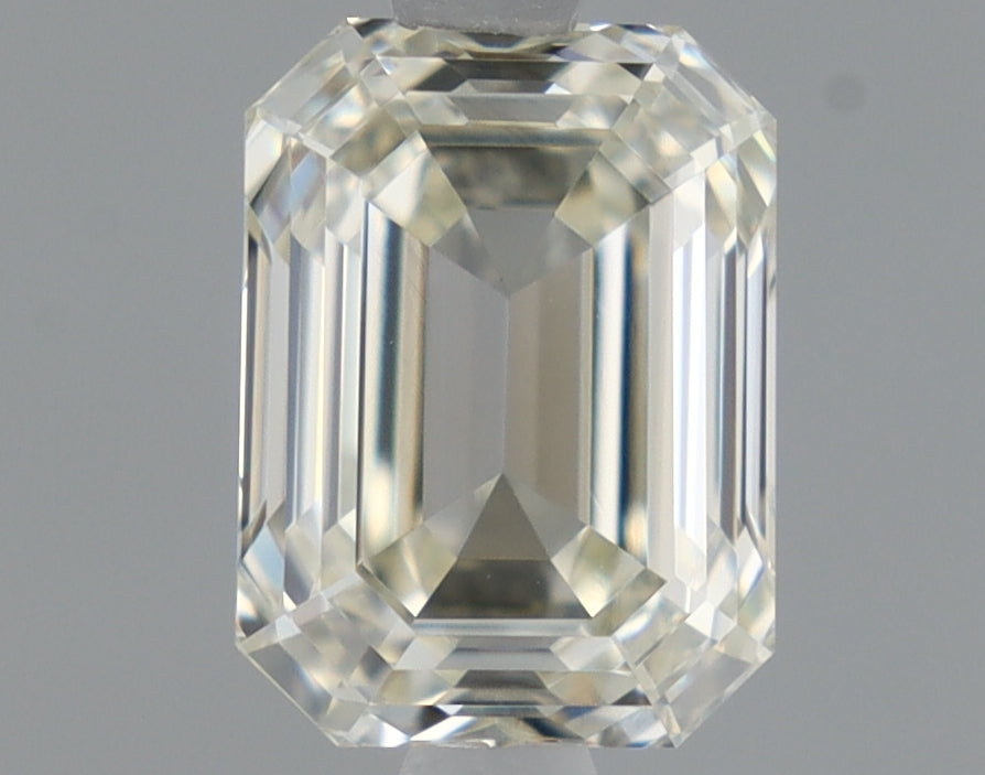 Natural Mined Emerald Diamond - 0.7 Carats, K Color, VS1 Clarity - Timeless Beauty and Exceptional Brilliance - Non-Certified